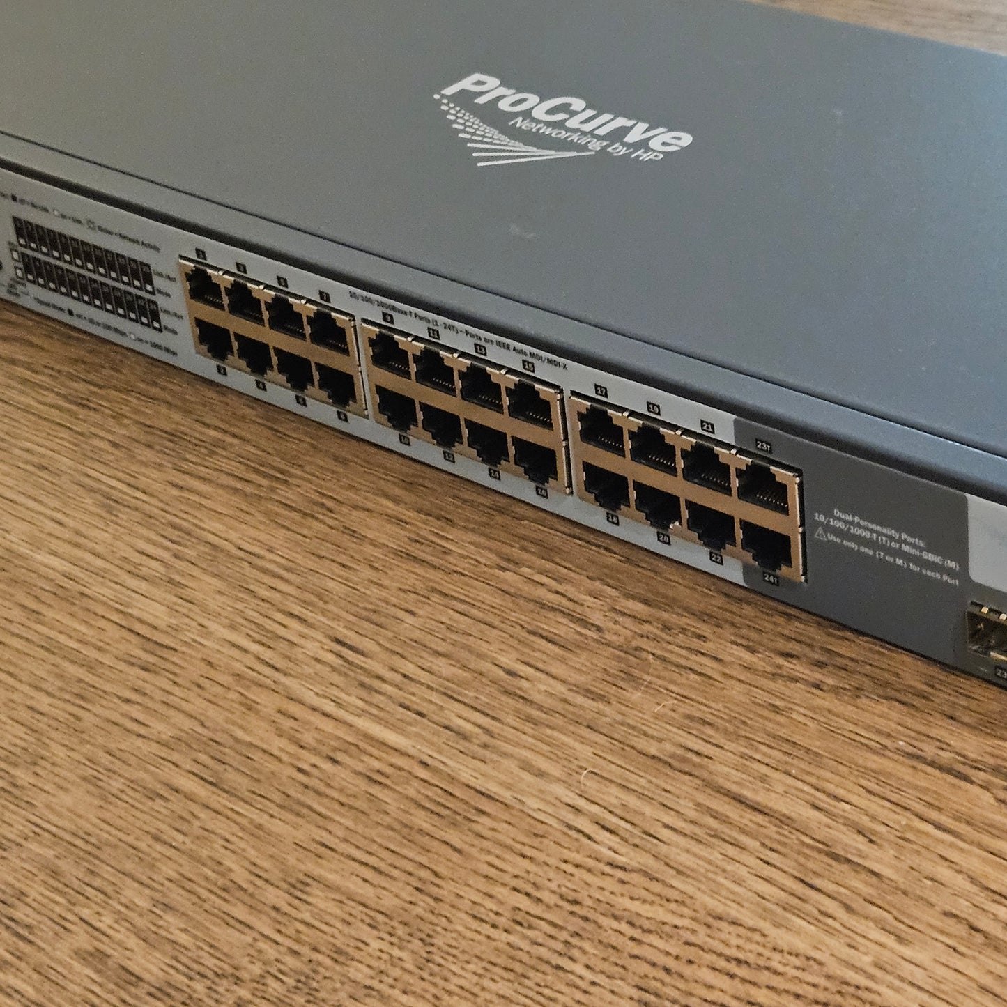HP ProCurve Switch 1400-24G